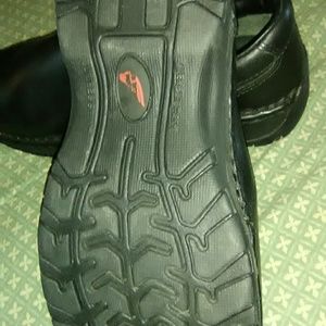 red wing nursing shoes